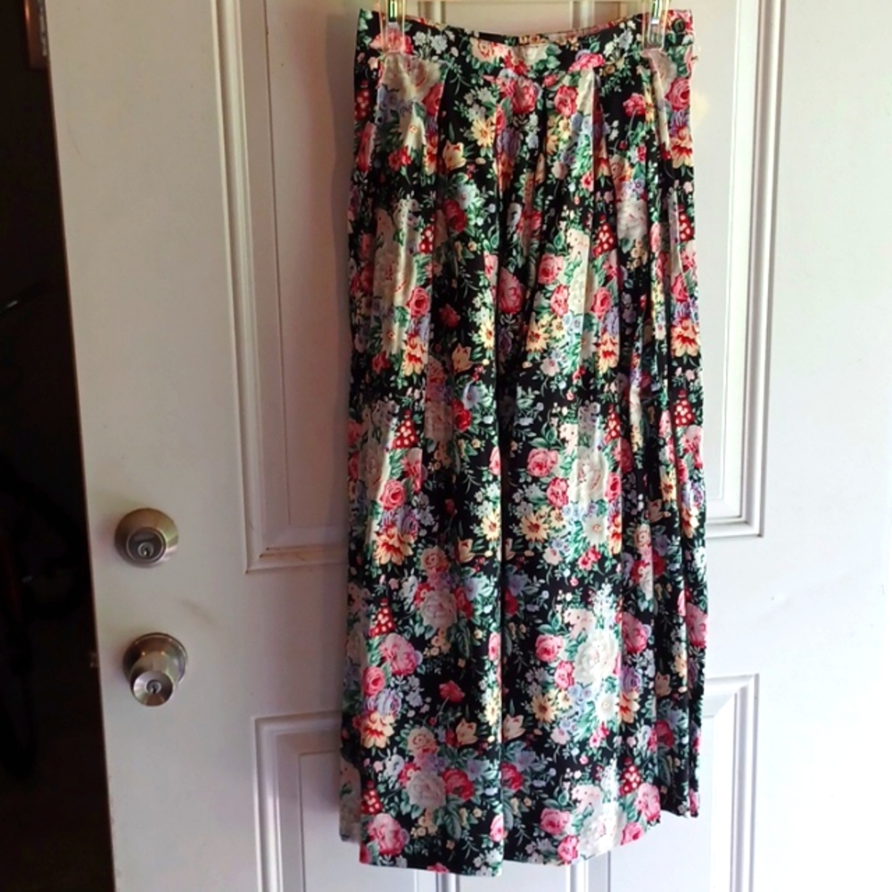 Carroll Reed Floral Pleated Rayon  Midi Skirt 8 NWT